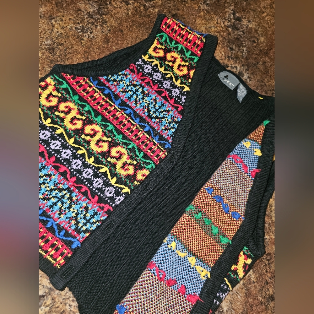Vintage Lizwear Size 8p Colorful Knit Vest with Geometric Patterns
